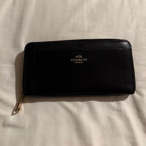 Coach Wallet 💕
